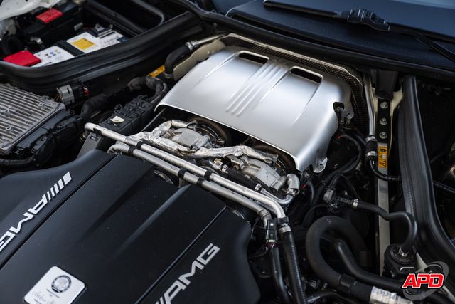 2017 Mercedes-Benz AMG GT 2017 Mercedes-Benz AMG GT