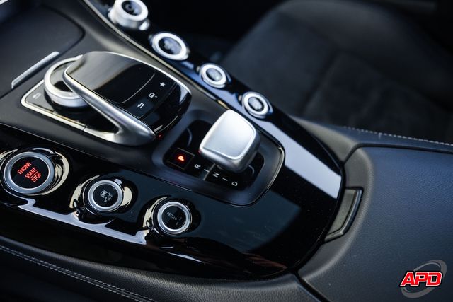 2017 Mercedes-Benz AMG GT 2017 Mercedes-Benz AMG GT