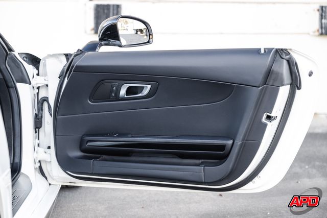 2017 Mercedes-Benz AMG GT 2017 Mercedes-Benz AMG GT