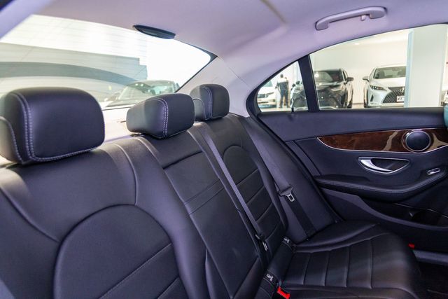 2017 Mercedes-Benz C 300 Premium