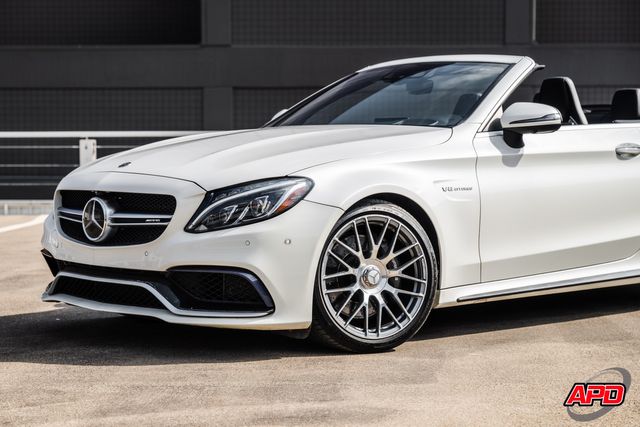 2017 Mercedes-Benz C-Class AMG C 63 2017 Mercedes-Benz C-Class AMG C 63