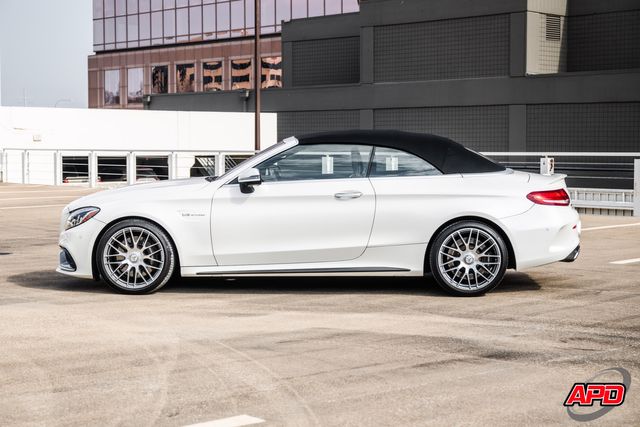 2017 Mercedes-Benz C-Class AMG C 63 2017 Mercedes-Benz C-Class AMG C 63