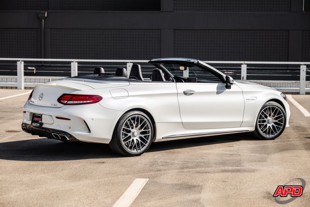 2017 Mercedes-Benz C-Class AMG C 63 2017 Mercedes-Benz C-Class AMG C 63