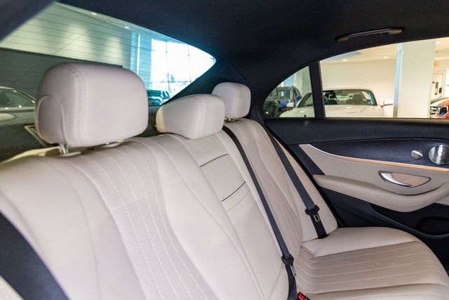 2017 Mercedes-Benz  E 300 AMG Sportline Premium 1 