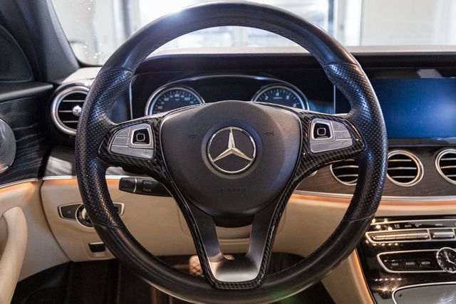 2017 Mercedes-Benz  E 300 AMG Sportline Premium 1 
