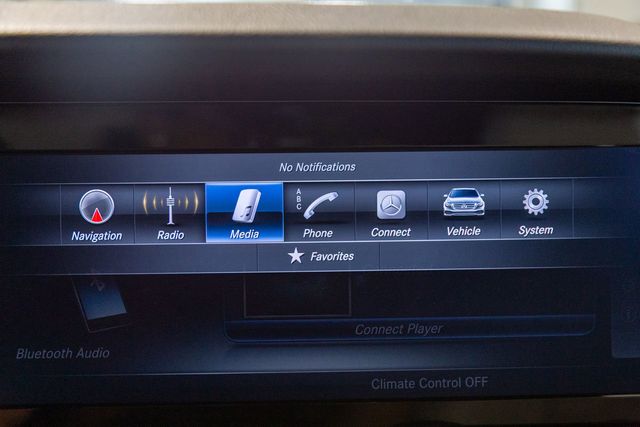 2017 Mercedes-Benz  E 300 AMG Sportline Premium 1 