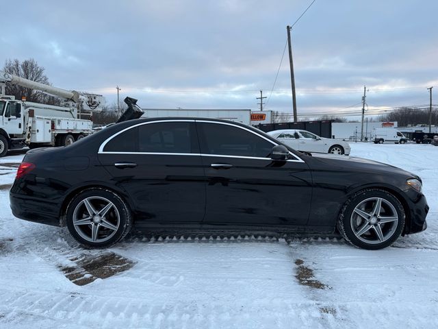 2017 Mercedes-Benz E-CLASS E300 4MATIC AWD Nav Sunroof | Canton, Ohio | Ohio Auto Warehouse LLC 2017 Mercedes-Benz E-CLASS E300 4MATIC AWD Nav Sunroof | Canton, Ohio | Ohio Auto Warehouse LLC