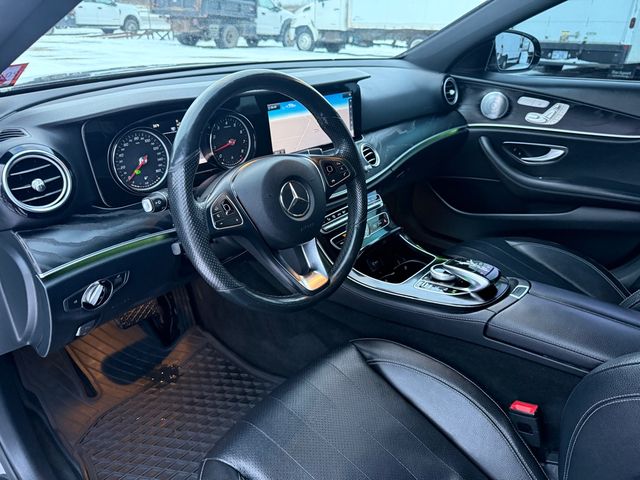 2017 Mercedes-Benz E-CLASS E300 4MATIC AWD Nav Sunroof | Canton, Ohio | Ohio Auto Warehouse LLC 2017 Mercedes-Benz E-CLASS E300 4MATIC AWD Nav Sunroof | Canton, Ohio | Ohio Auto Warehouse LLC