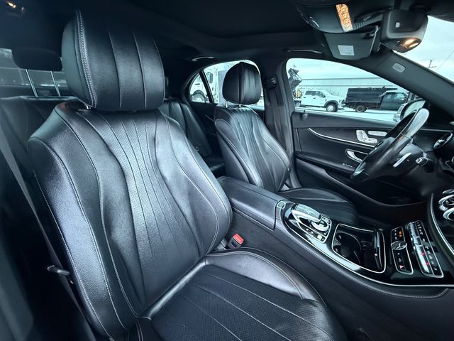 2017 Mercedes-Benz E-CLASS E300 4MATIC AWD Nav Sunroof | Canton, Ohio | Ohio Auto Warehouse LLC 2017 Mercedes-Benz E-CLASS E300 4MATIC AWD Nav Sunroof | Canton, Ohio | Ohio Auto Warehouse LLC