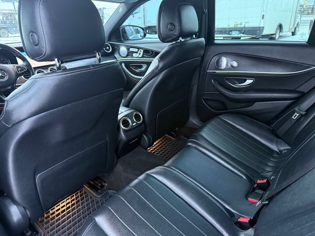 2017 Mercedes-Benz E-CLASS E300 4MATIC AWD Nav Sunroof | Canton, Ohio | Ohio Auto Warehouse LLC 2017 Mercedes-Benz E-CLASS E300 4MATIC AWD Nav Sunroof | Canton, Ohio | Ohio Auto Warehouse LLC