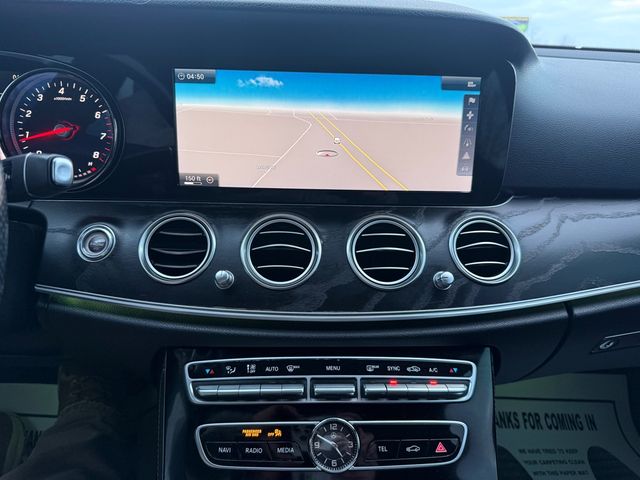 2017 Mercedes-Benz E-CLASS E300 4MATIC AWD Nav Sunroof | Canton, Ohio | Ohio Auto Warehouse LLC 2017 Mercedes-Benz E-CLASS E300 4MATIC AWD Nav Sunroof | Canton, Ohio | Ohio Auto Warehouse LLC