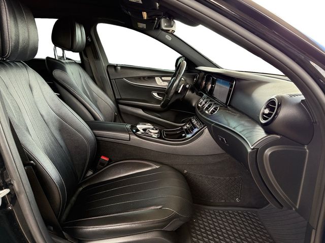 2017 Mercedes-Benz E-CLASS E300 4MATIC AWD Nav Sunroof | Canton, Ohio | Ohio Auto Warehouse LLC