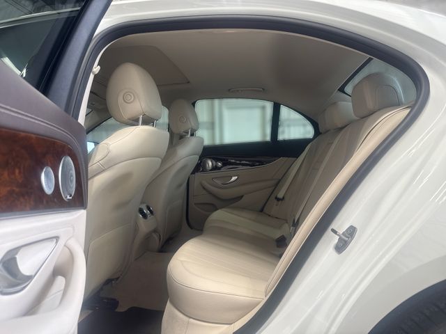 2017 Mercedes-Benz E-CLASS E300 | Houston, TX | Texas Star Motors 2017 Mercedes-Benz E-CLASS E300 | Houston, TX | Texas Star Motors