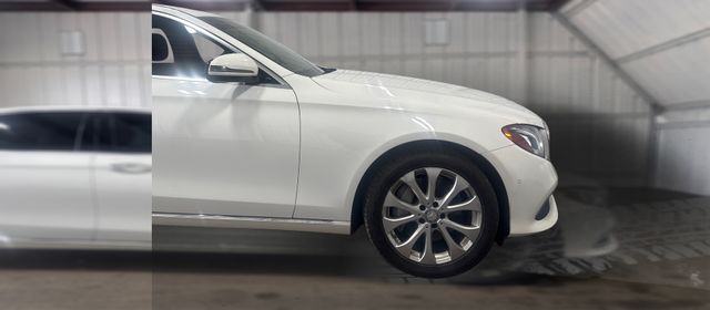2017 Mercedes-Benz E-CLASS E300 | Houston, TX | Texas Star Motors 2017 Mercedes-Benz E-CLASS E300 | Houston, TX | Texas Star Motors
