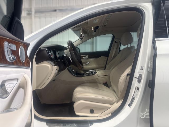 2017 Mercedes-Benz E-CLASS E300 | Houston, TX | Texas Star Motors 2017 Mercedes-Benz E-CLASS E300 | Houston, TX | Texas Star Motors