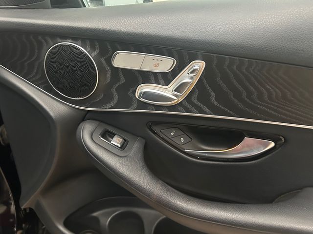 2017 Mercedes-Benz GLC 300 4MATIC