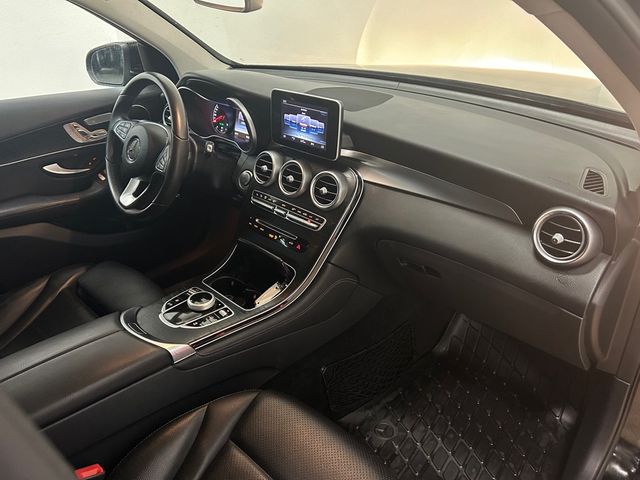 2017 Mercedes-Benz GLC 300 4MATIC