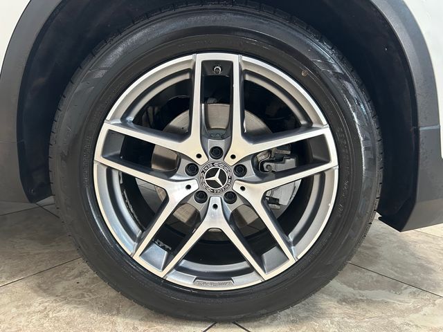 2017 Mercedes-Benz GLC 300 4MATIC