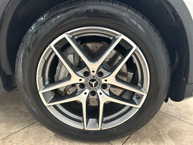 2017 Mercedes-Benz GLC 300 4MATIC