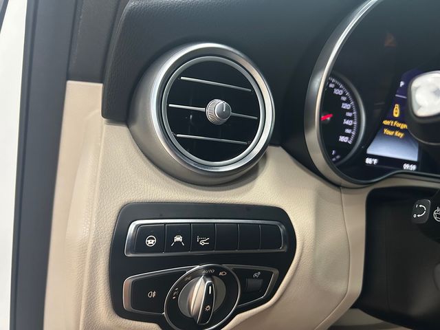 2017 Mercedes-Benz GLC 300 4MATIC
