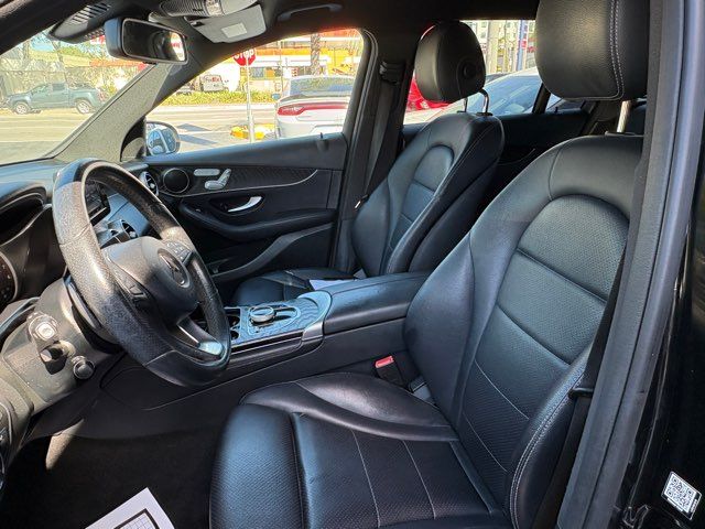 2017 Mercedes-Benz GLC 300