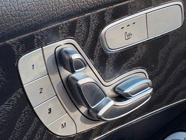 2017 Mercedes-Benz GLC 300