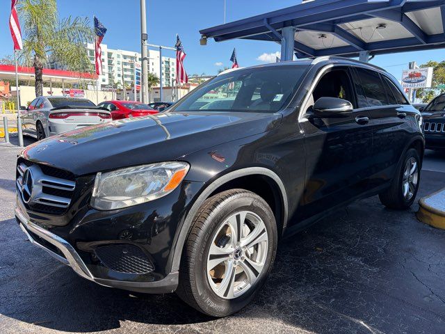 2017 Mercedes-Benz GLC 300