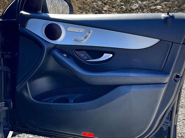 2017 Mercedes-Benz GLC 300 4MATIC