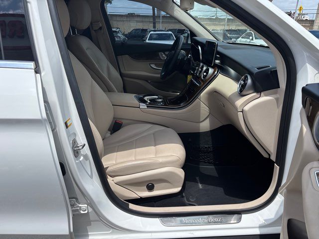 2017 Mercedes-Benz GLC 300 4MATIC | San Antonio, TX | Clear Choice Automotive South