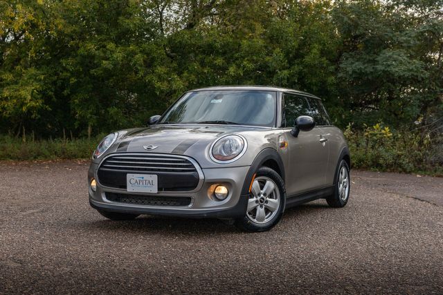 2017 Mini Hardtop 2 Door Cooper w/ 38 MPG, Premium PKG, Heated Seats 2017 Mini Hardtop 2 Door Cooper w/ 38 MPG, Premium PKG, Heated Seats