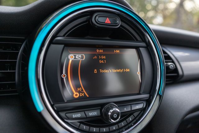 2017 Mini Hardtop 2 Door Cooper w/ 38 MPG, Premium PKG, Heated Seats 2017 Mini Hardtop 2 Door Cooper w/ 38 MPG, Premium PKG, Heated Seats