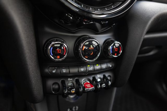 2017 Mini Hardtop 2 Door Cooper w/ 38 MPG, Premium PKG, Heated Seats 2017 Mini Hardtop 2 Door Cooper w/ 38 MPG, Premium PKG, Heated Seats