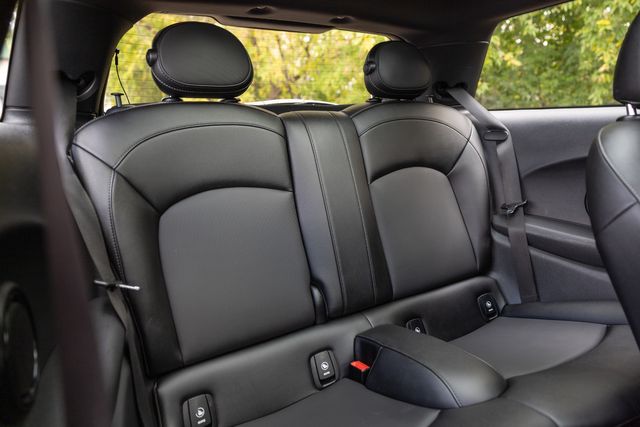 2017 Mini Hardtop 2 Door Cooper w/ 38 MPG, Premium PKG, Heated Seats 2017 Mini Hardtop 2 Door Cooper w/ 38 MPG, Premium PKG, Heated Seats