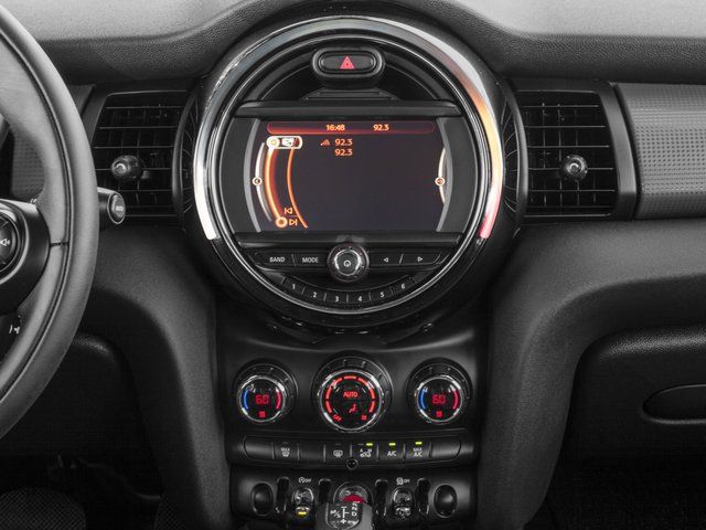 2017 MINI Hardtop 4 Door Cooper