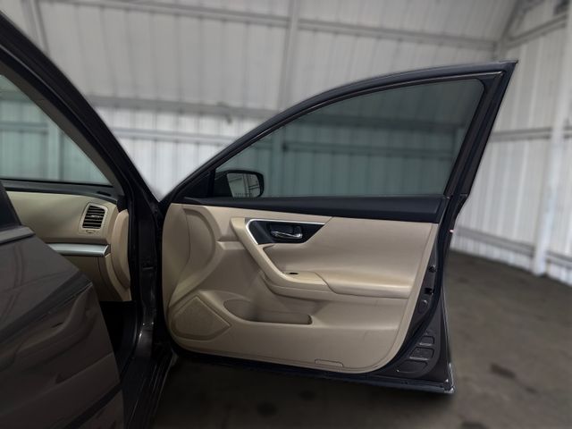 2017 Nissan Altima 2.5 2017 Nissan Altima 2.5