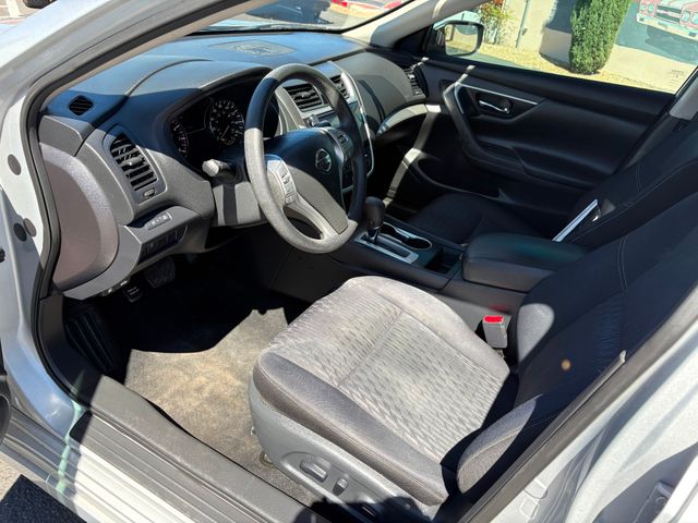 2017 Nissan Altima 2.5 SR 2017 Nissan Altima 2.5 SR