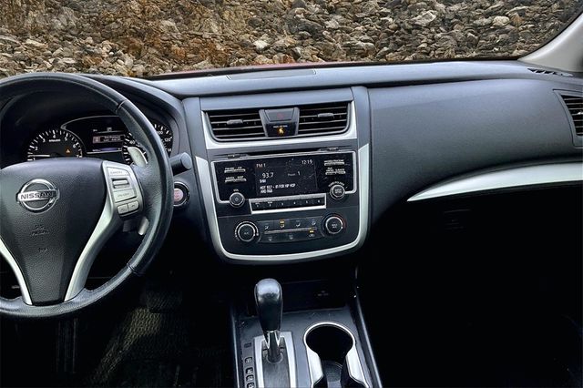 2017 Nissan Altima 2.5 SR