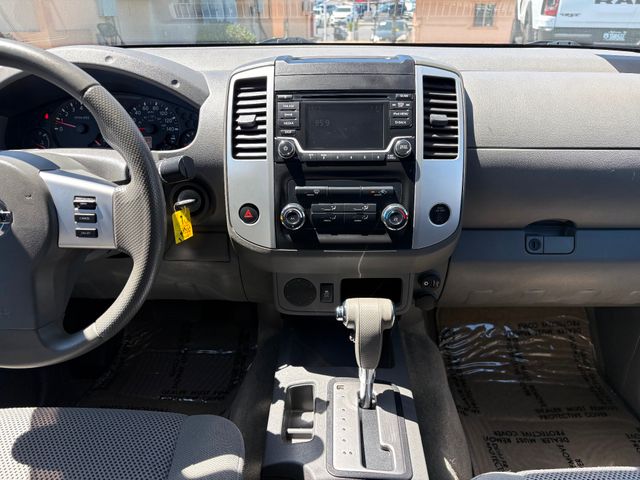 2017 Nissan Frontier SV V6