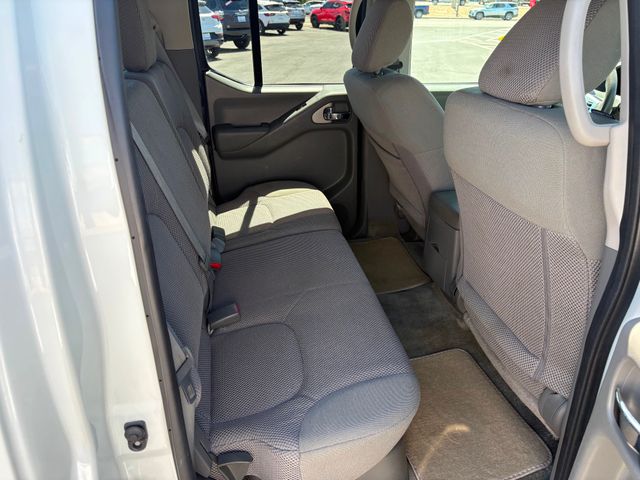 2017 Nissan Frontier SV V6