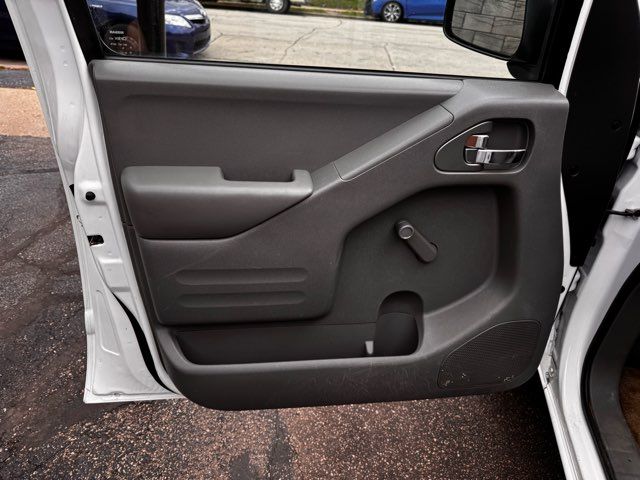 2017 Nissan Frontier S