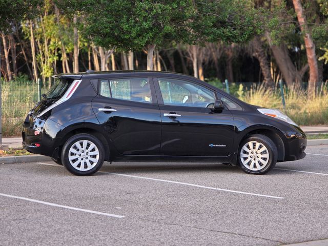 2017 Nissan LEAF S