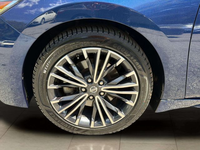 2017 Nissan Maxima Platinum | Alpharetta, GA | Star Motors 2017 Nissan Maxima Platinum | Alpharetta, GA | Star Motors