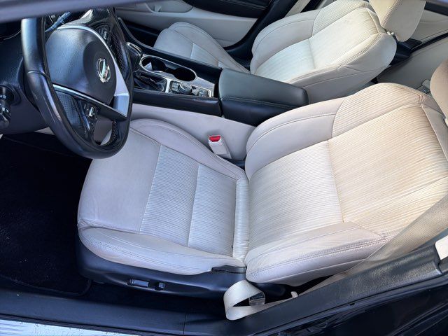 2017 Nissan Maxima 3.5 SV