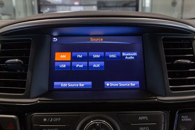 2017 Nissan Pathfinder 3rd row SV