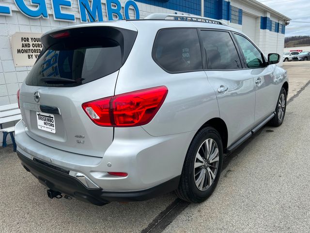 2017 Nissan Pathfinder 4X4 SV