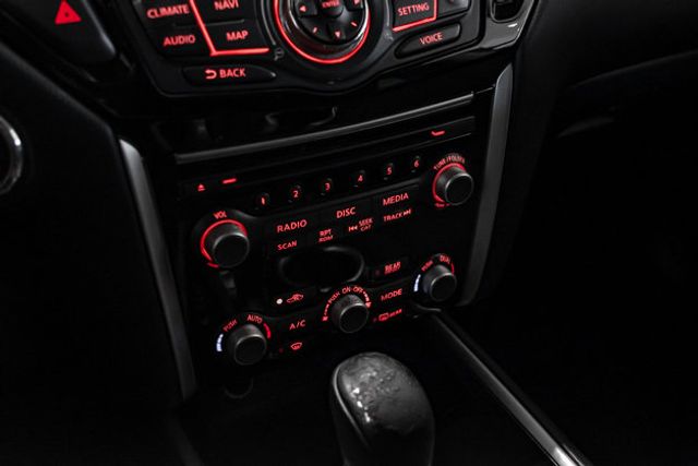 2017 Nissan Pathfinder SV 3rd row