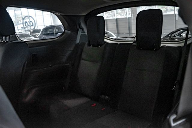 2017 Nissan Pathfinder SV 3rd row