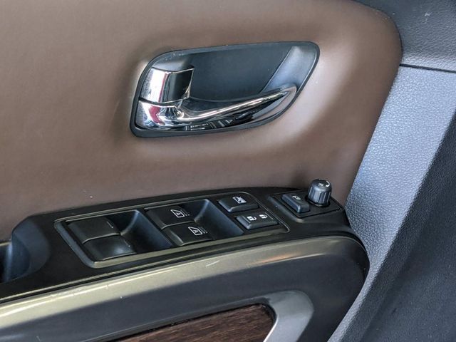 2017 Nissan Titan Platinum Reserve