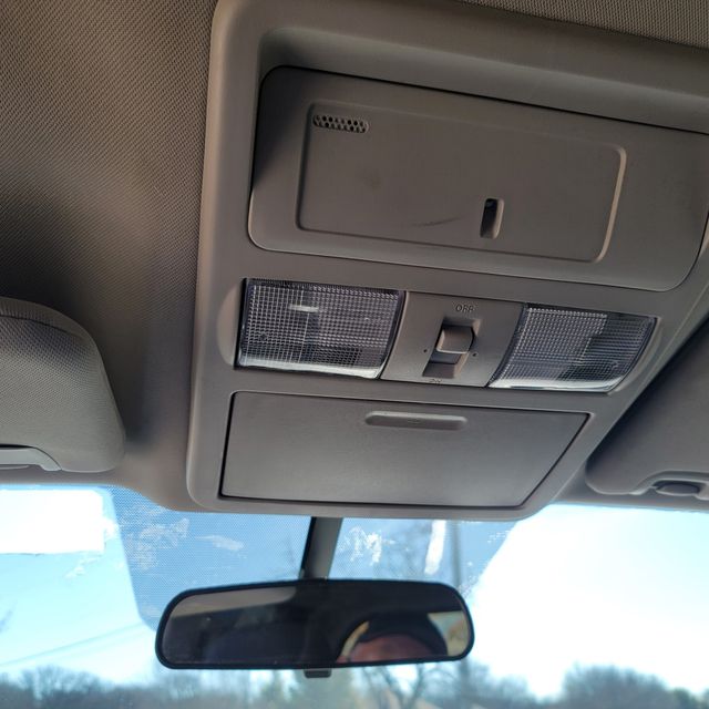 2017 Nissan Titan XD SV | Arlington, TX | Tray Rogers dba Southwest Collision Center 2017 Nissan Titan XD SV | Arlington, TX | Tray Rogers dba Southwest Collision Center