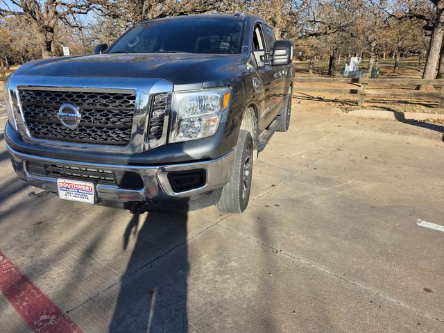 2017 Nissan Titan XD SV | Arlington, TX | Tray Rogers dba Southwest Collision Center 2017 Nissan Titan XD SV | Arlington, TX | Tray Rogers dba Southwest Collision Center